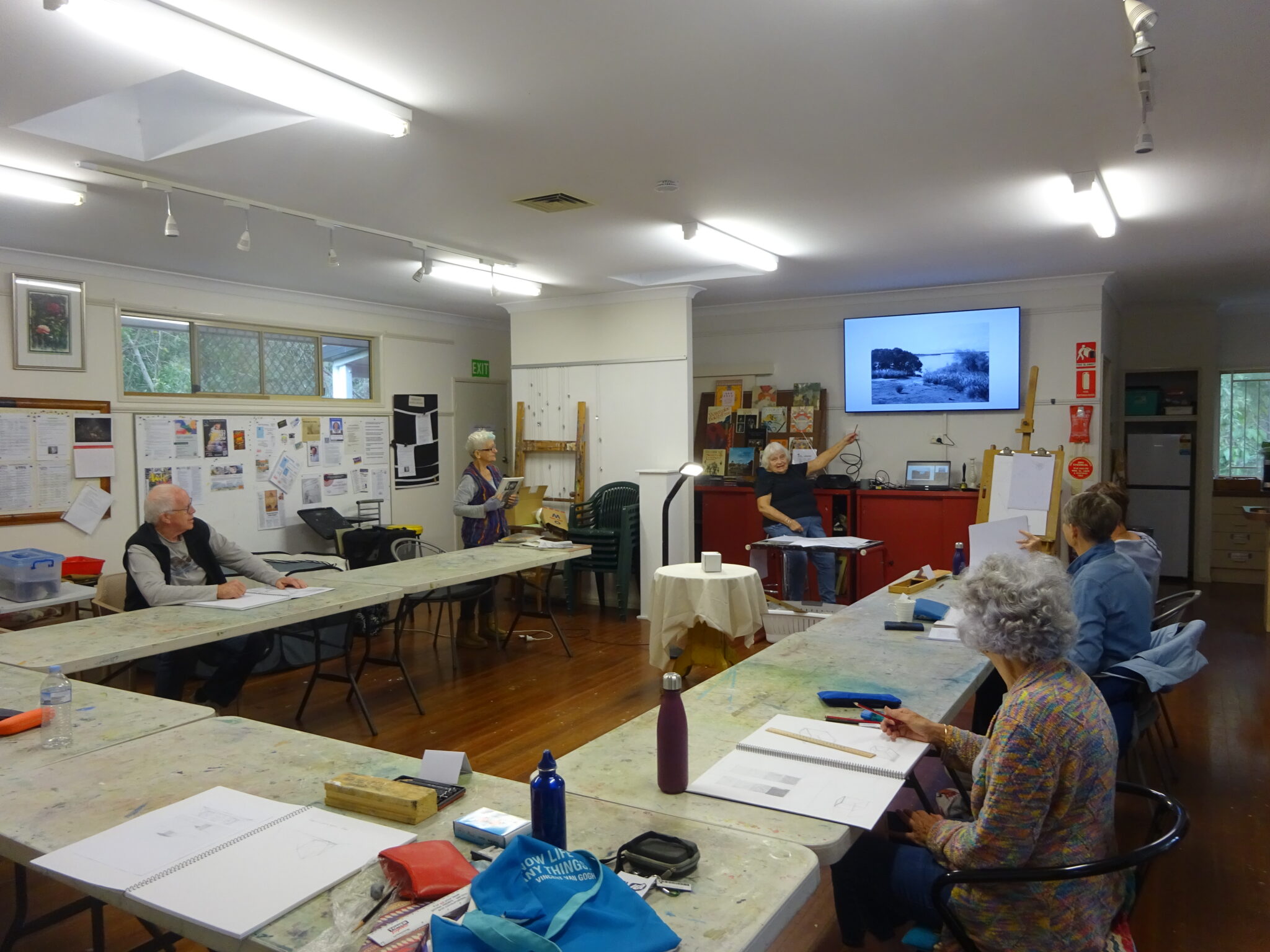 About Yurara Yurara Art Society